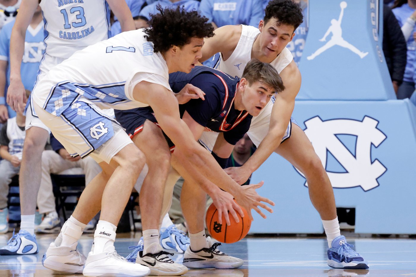 Bogavac, Veesaar lead No. 18 North Carolina past Radford 89-74 | iNFOnews.ca Bogavac, Veesaar lead No. 18 North Carolina past Radford 89-74 | iNFOnews.ca
