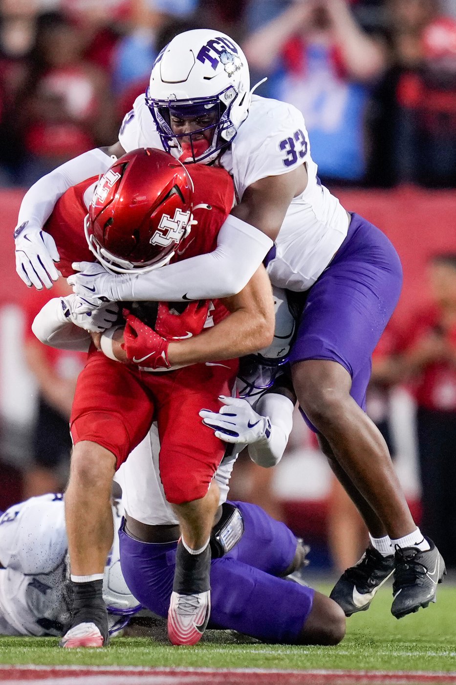 No. 25 Houston misses late field goal in 17-14 loss to TCU | iNFOnews.ca No. 25 Houston misses late field goal in 17-14 loss to TCU | iNFOnews.ca