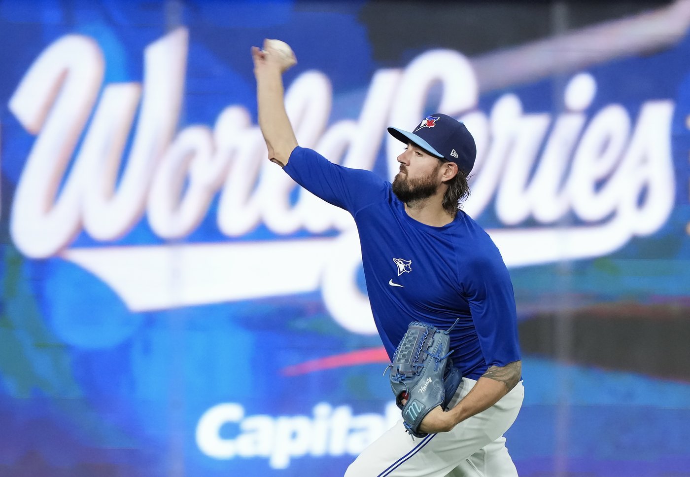 Photo Gallery: Blue Jays and Dodgers practice ahead of Game 6 of World Series | iNFOnews.ca