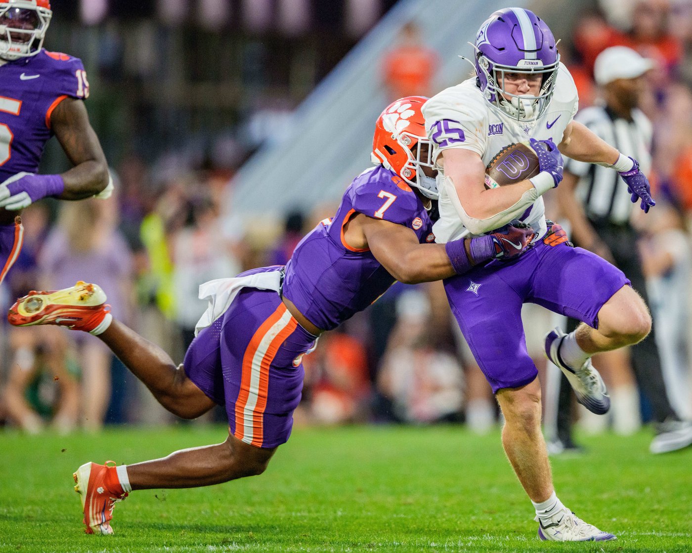 Clemson clinches bowl eligibility with 45-10 win over FCS-member Furman | iNFOnews.ca