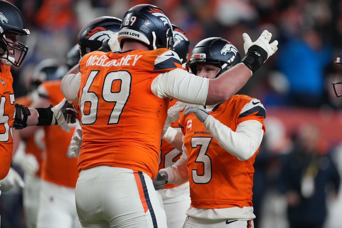 Broncos advance to AFC title game, beating Bills 33-30 in overtime | iNFOnews.ca
