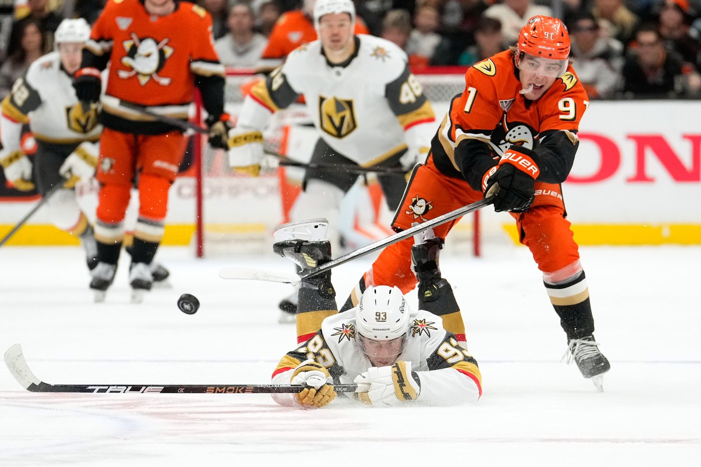 Cutter Gauthier capitalizes on Mitch Marner's mistake to give Ducks 4-3 OT win over Golden Knights | iNFOnews.ca