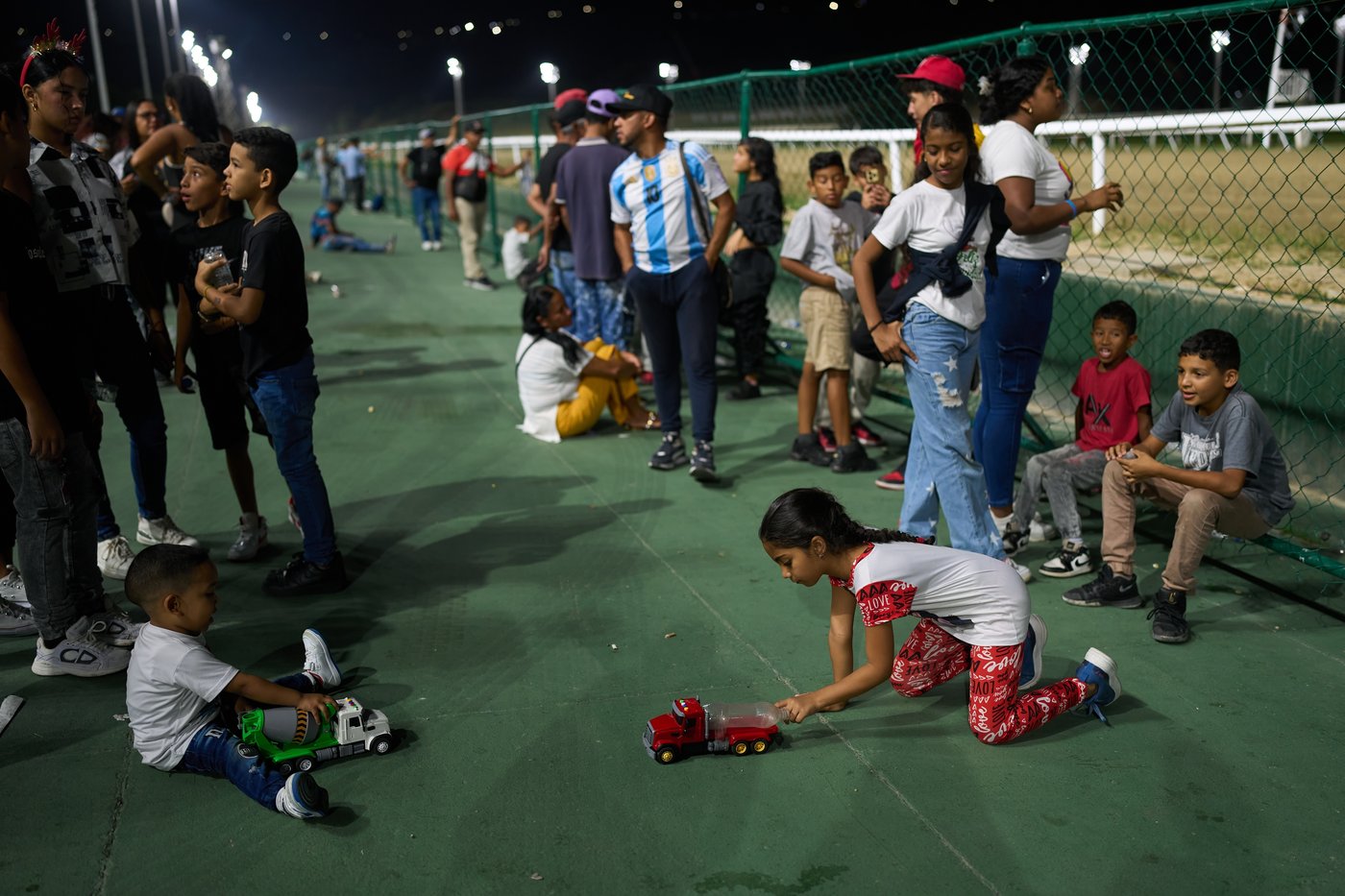 Photos of the 56th Jockey Challenge at Rinconada racetrack in Venezuela | iNFOnews.ca