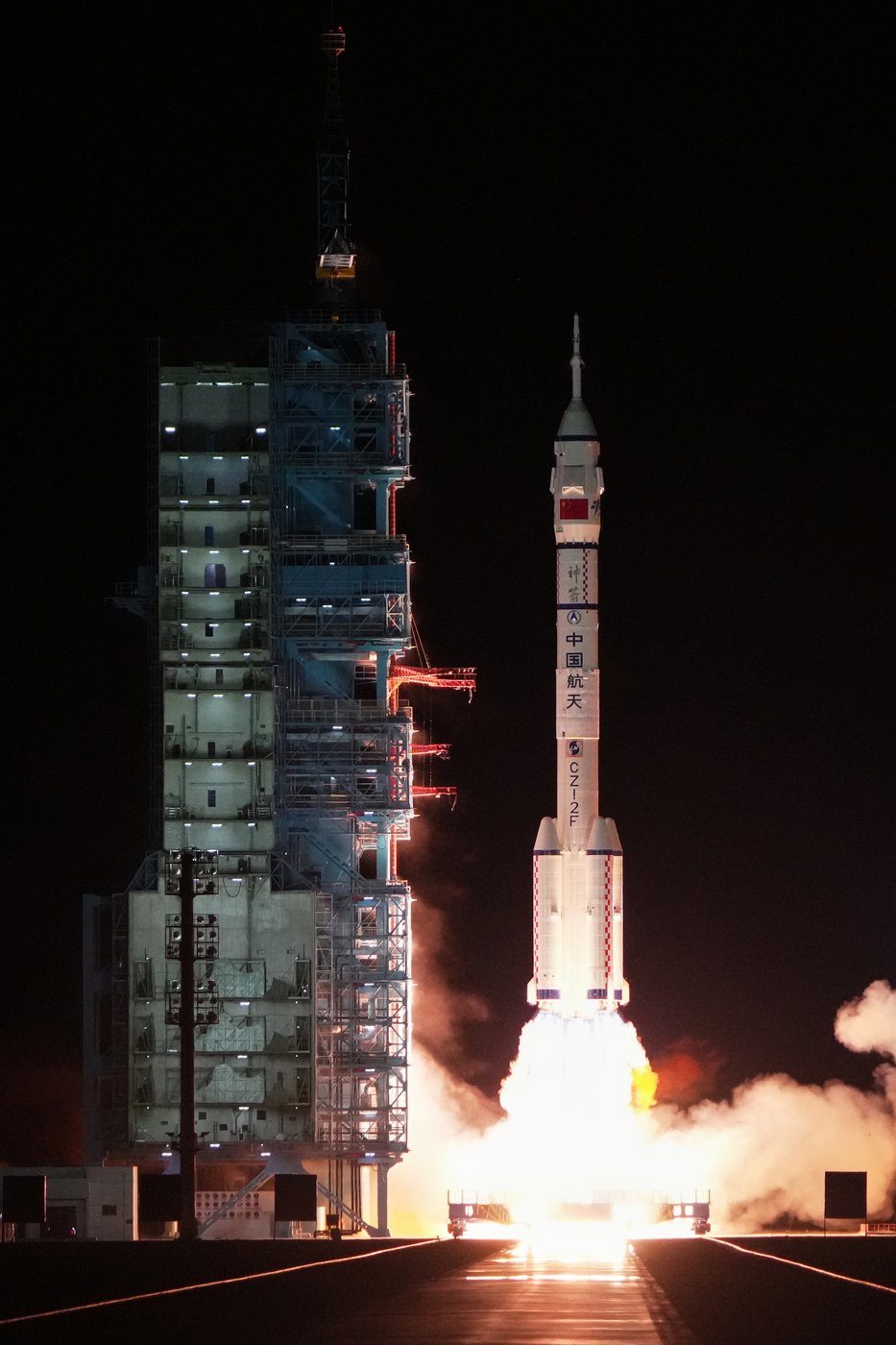 China's Shenzhou 21 docks with space station, sets the country's own speed record | iNFOnews.ca China's Shenzhou 21 docks with space station, sets the country's own speed record | iNFOnews.ca