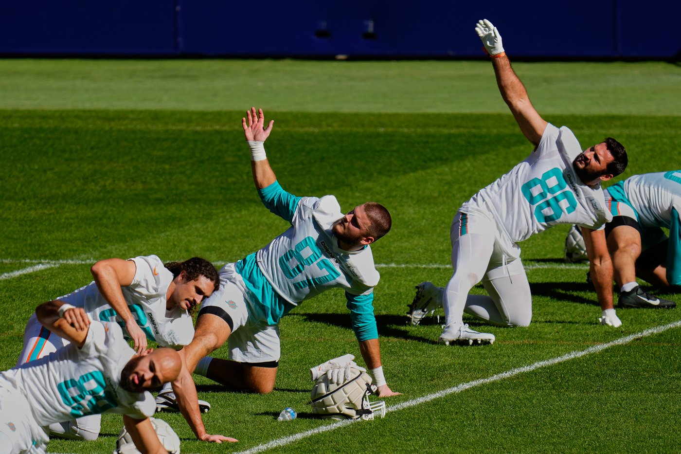 Dolphins and Commanders preparing for Madrid game on rival soccer grounds | iNFOnews.ca