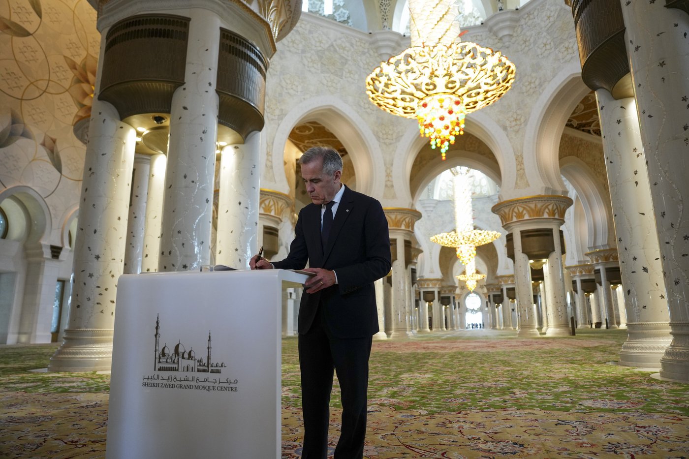 Carney signs UAE investment pact, launches trade talks during Abu Dhabi visit | iNFOnews.ca