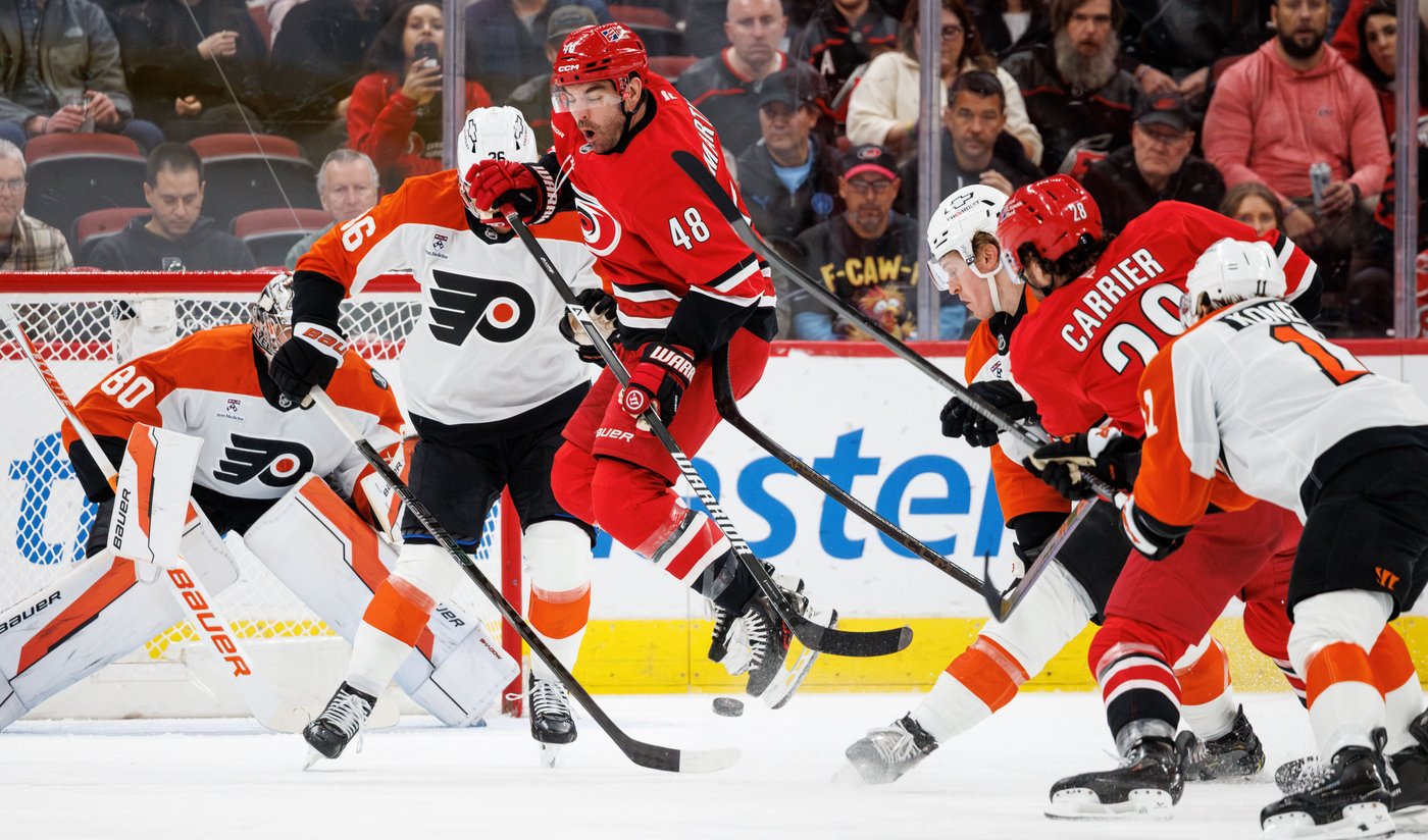 Svechnikov scores in shootout as Hurricanes beat Flyers 3-2 for 4th straight win | iNFOnews.ca Svechnikov scores in shootout as Hurricanes beat Flyers 3-2 for 4th straight win | iNFOnews.ca