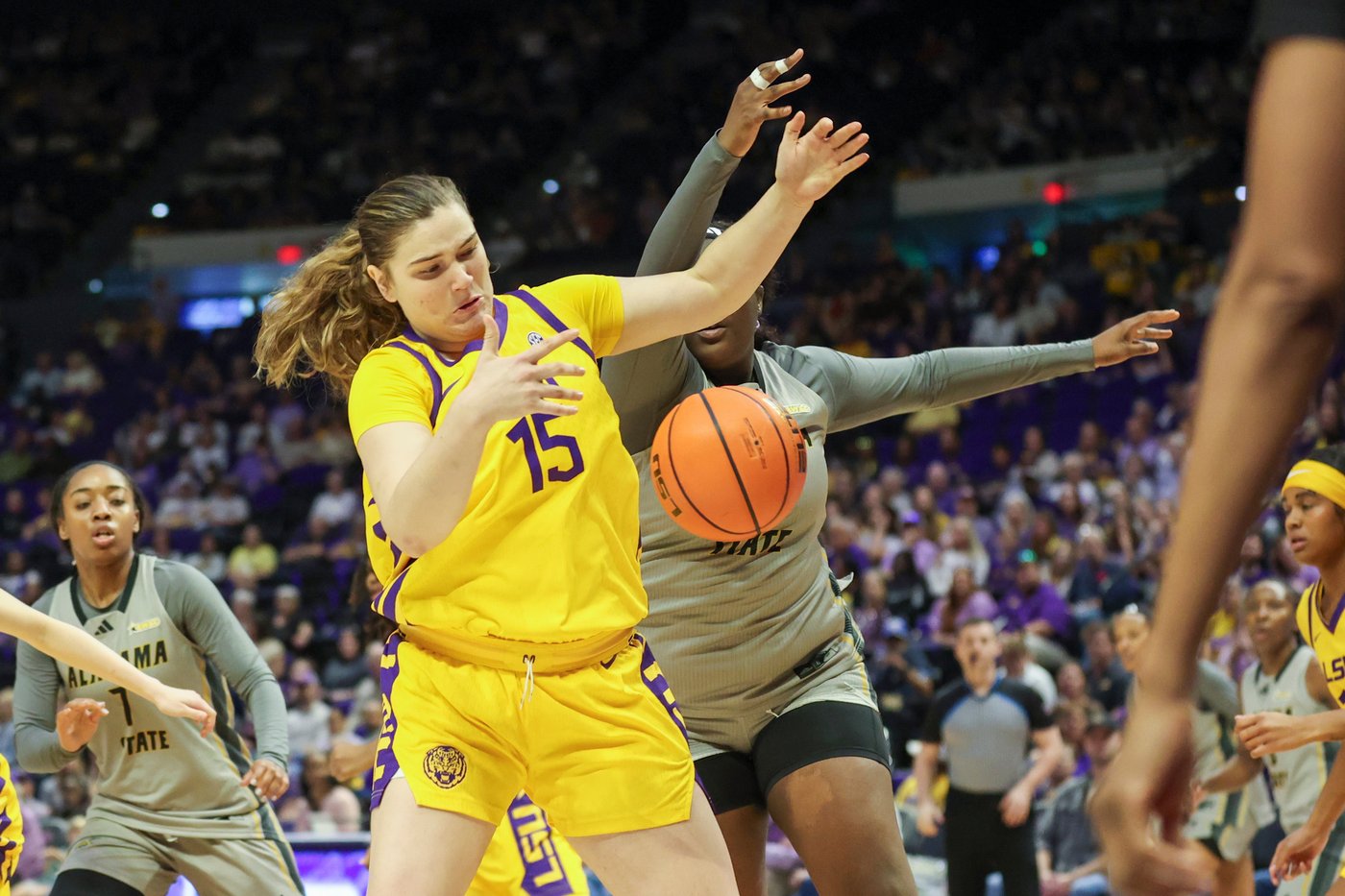 Kate Koval scores 23 as LSU dominates Alabama State 109-41 | iNFOnews.ca Kate Koval scores 23 as LSU dominates Alabama State 109-41 | iNFOnews.ca