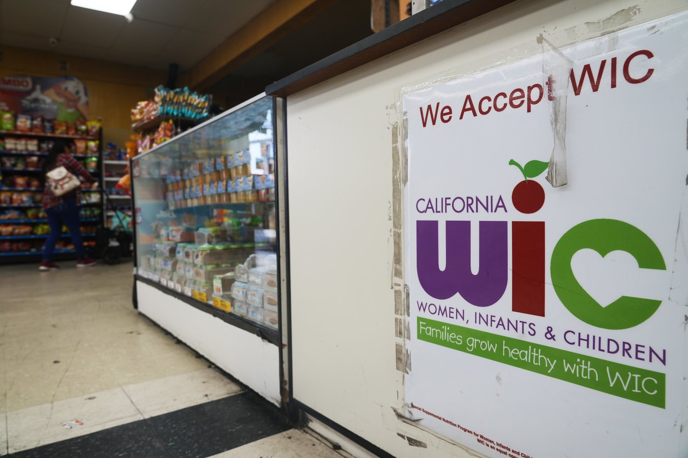 Federal food benefits and preschool aid to run dry starting Saturday if shutdown continues | iNFOnews.ca