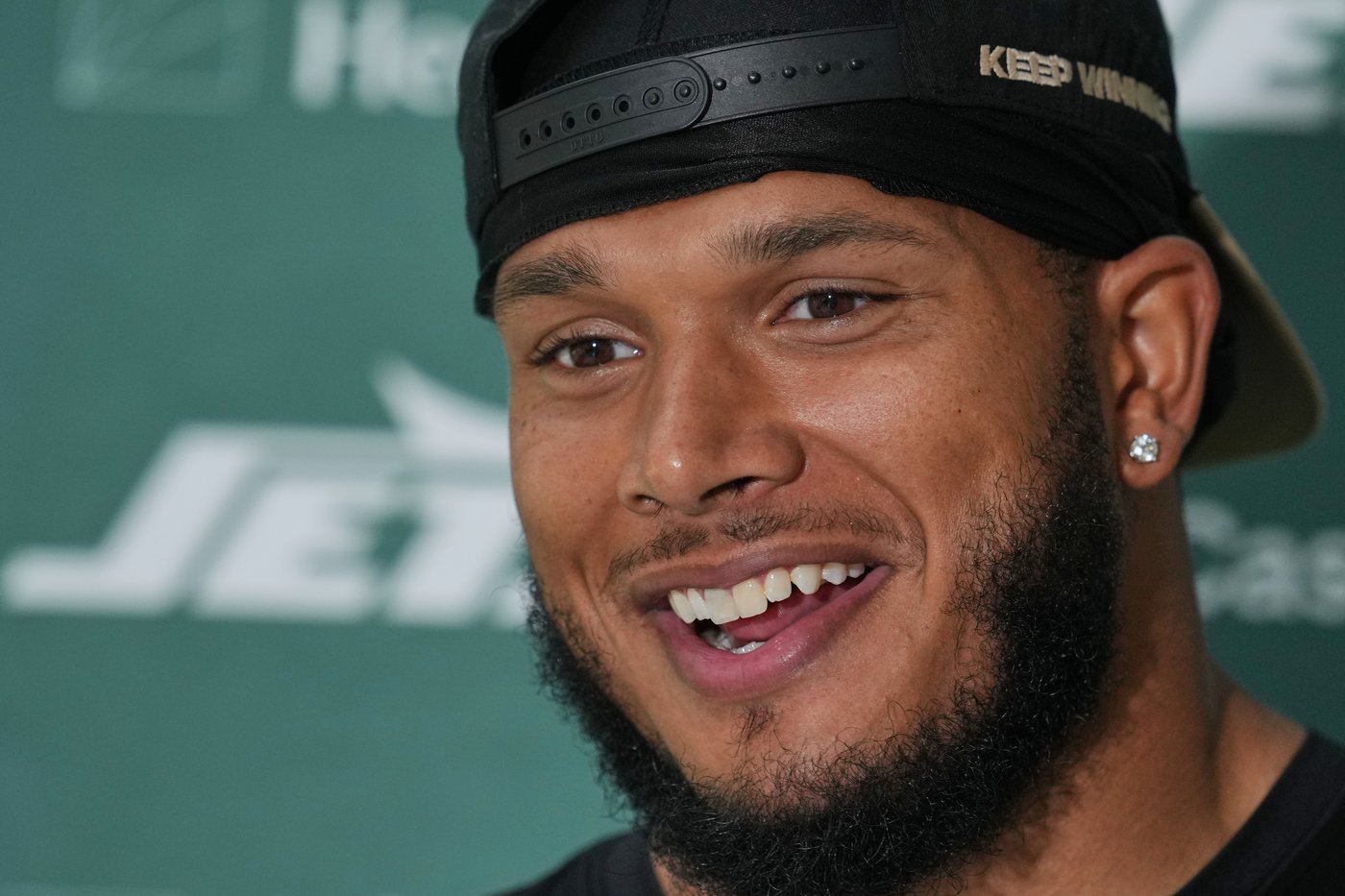 Jets edge rusher Jermaine Johnson is 'ready to go' against the Broncos in London | iNFOnews.ca Jets edge rusher Jermaine Johnson is 'ready to go' against the Broncos in London | iNFOnews.ca