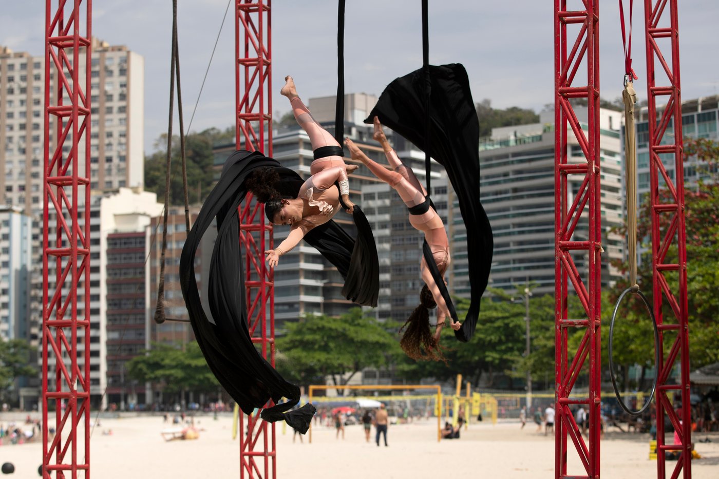 Aerial circus in Brazil spotlights a path to healing for female victims of gender-based violence | iNFOnews.ca Aerial circus in Brazil spotlights a path to healing for female victims of gender-based violence | iNFOnews.ca