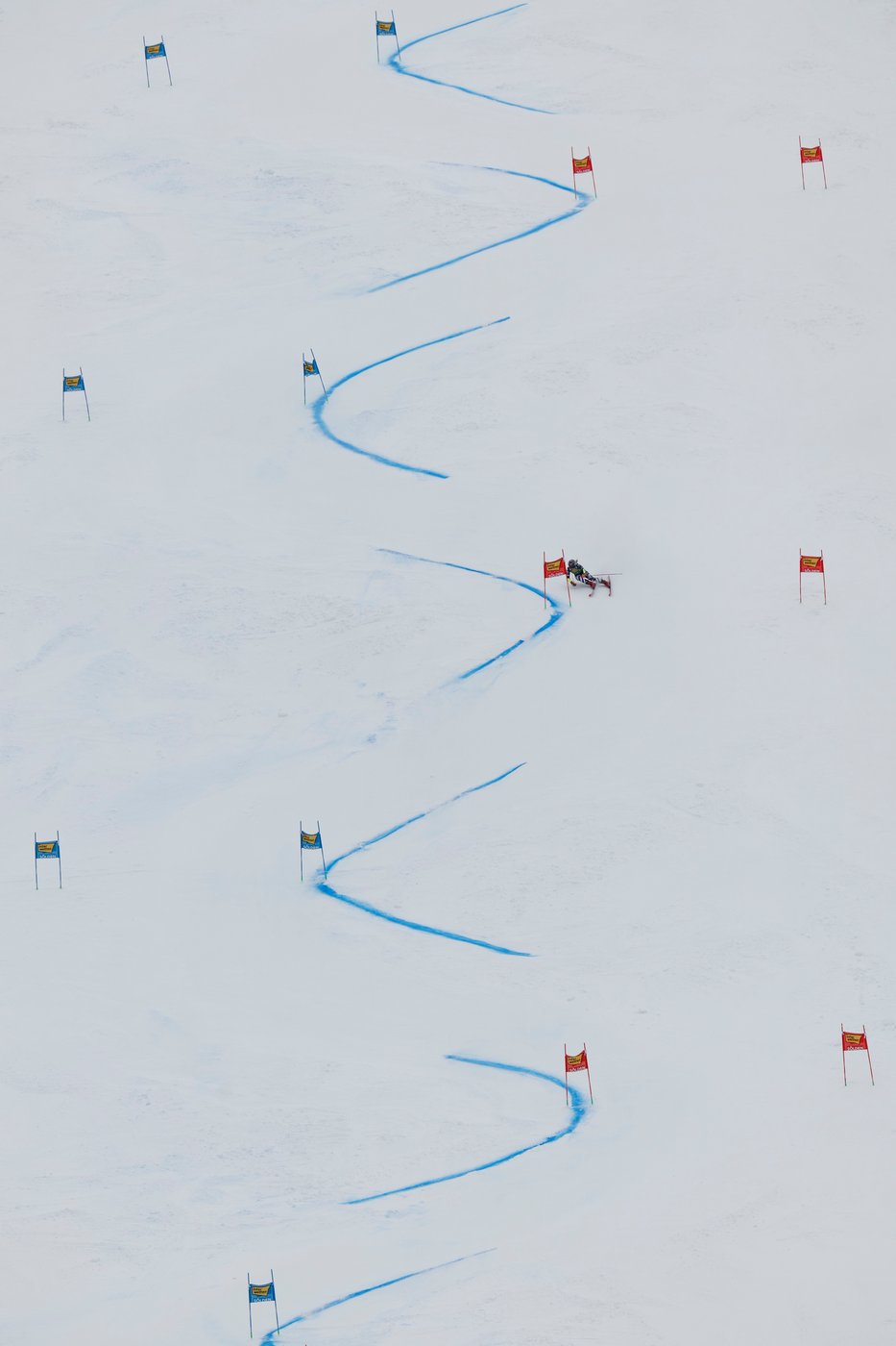 Shiffrin takes “monumental step” with 4th place as US ski team shines in World Cup opener | iNFOnews.ca