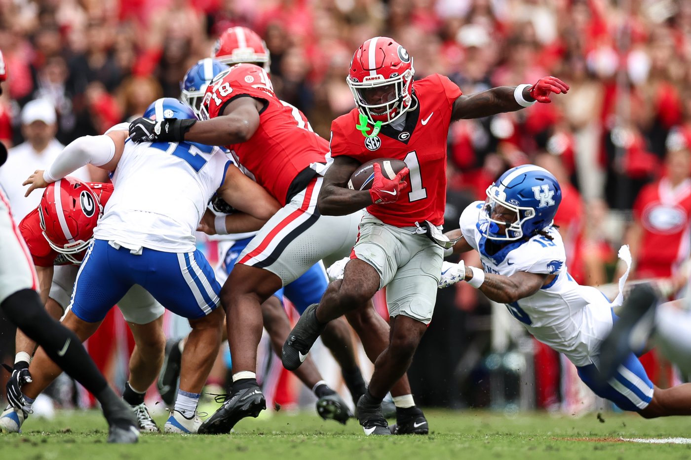 No. 12 Georgia bounces back from first loss of the season to beat Kentucky 35-14 | iNFOnews.ca