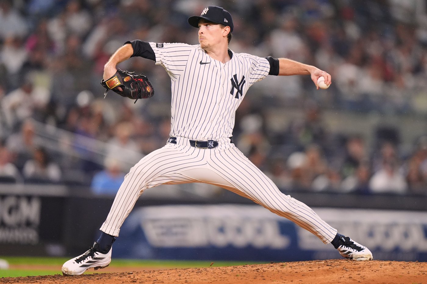 Judge reaches 50 homers for 4th time, hits pair as Yanks tie for AL East lead by beating White Sox | iNFOnews.ca