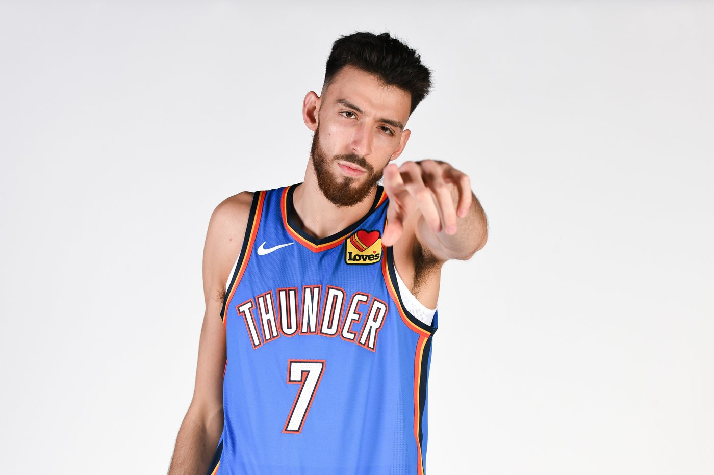 Shai Gilgeous-Alexander and the Thunder aim to defend their NBA title with familiar faces | iNFOnews.ca