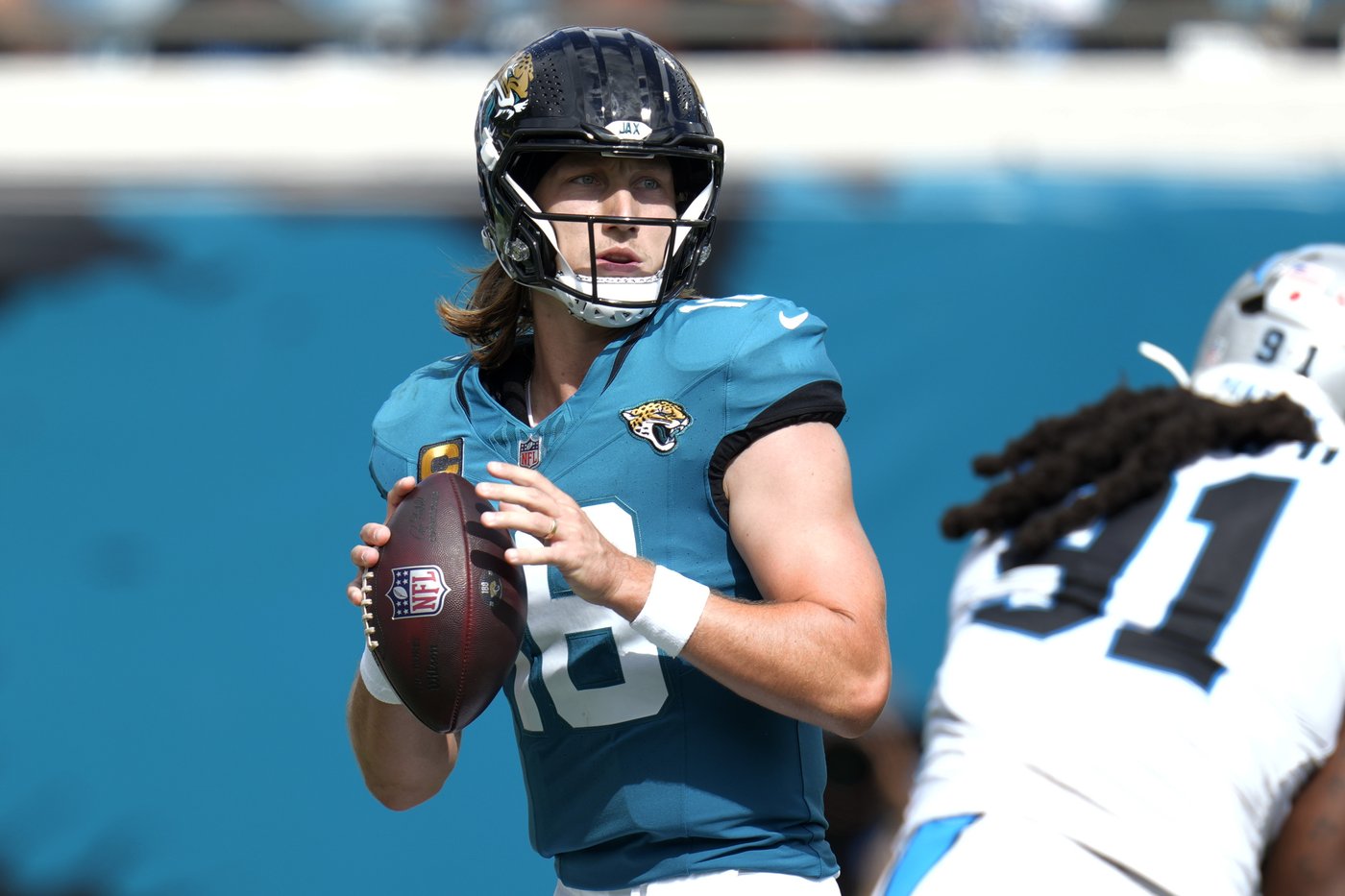 Lawrence and Etienne deliver as Jaguars open new regime with a 26-10 victory over the Panthers | iNFOnews.ca Lawrence and Etienne deliver as Jaguars open new regime with a 26-10 victory over the Panthers | iNFOnews.ca