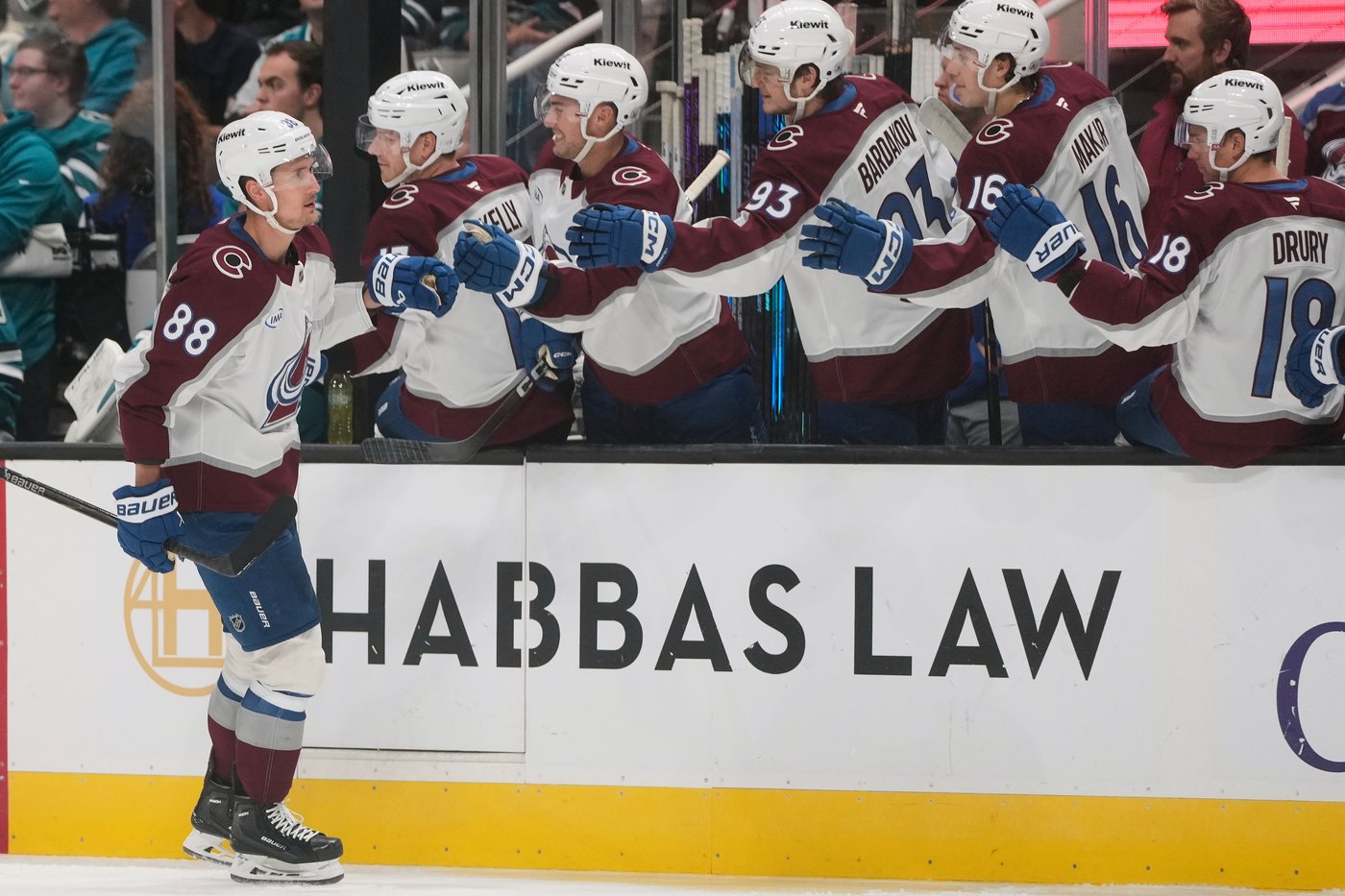 Kurashev scores 1:48 into OT, Sharks beat Avalanche 3-2 | iNFOnews.ca