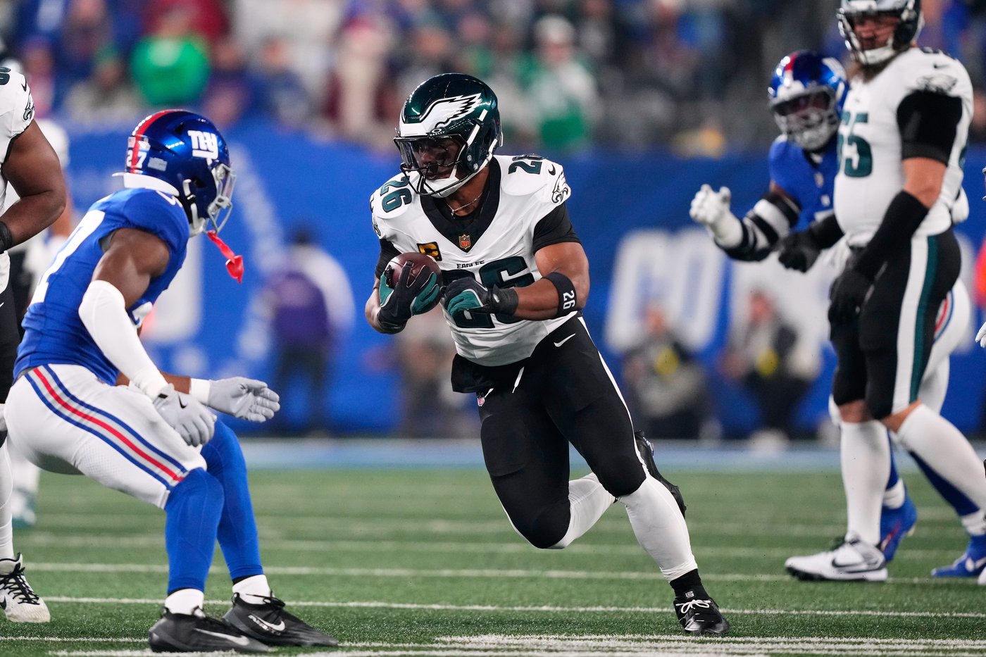 Pro Picks: Eagles will get back on track with a victory at Minnesota | iNFOnews.ca Pro Picks: Eagles will get back on track with a victory at Minnesota | iNFOnews.ca