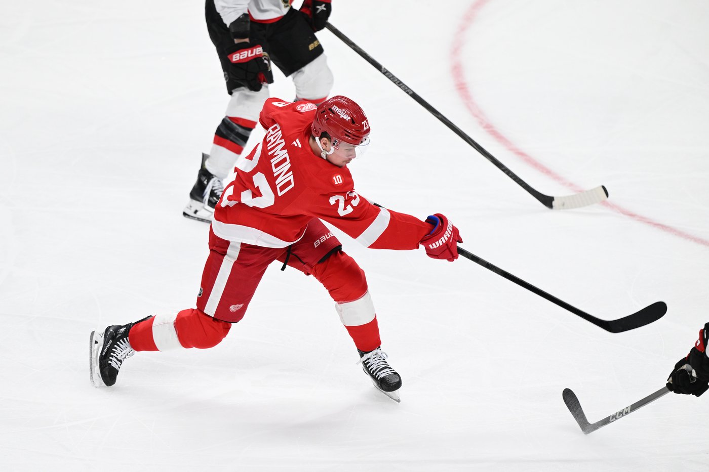 DeBrincat scores in OT to give Red Wings 4-3 win over Senators | iNFOnews.ca DeBrincat scores in OT to give Red Wings 4-3 win over Senators | iNFOnews.ca