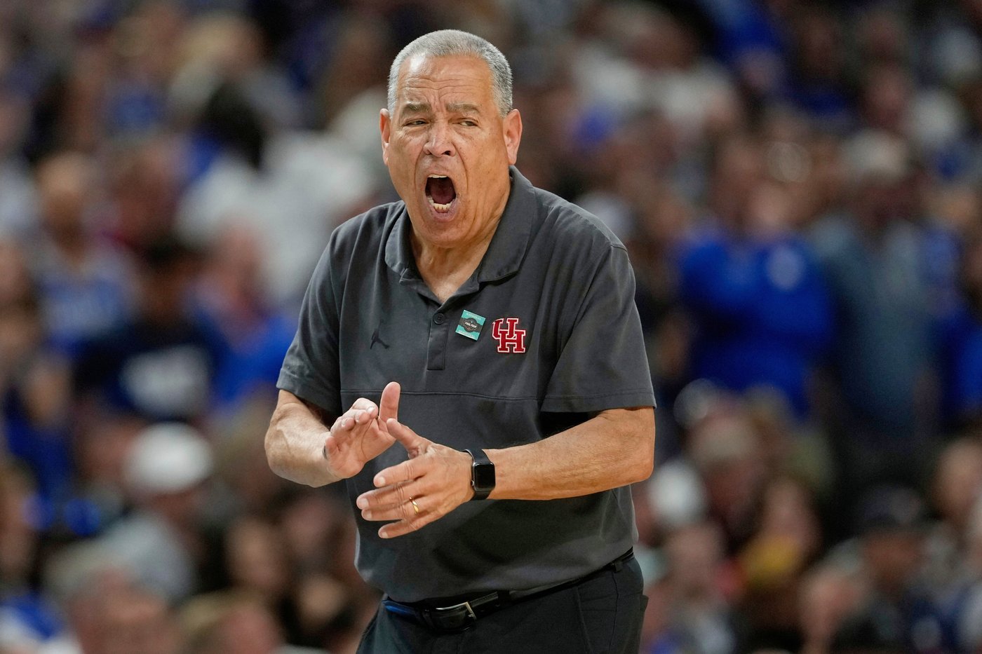 No. 2 Houston Cougars return three starters after heartbreaking national title loss | iNFOnews.ca