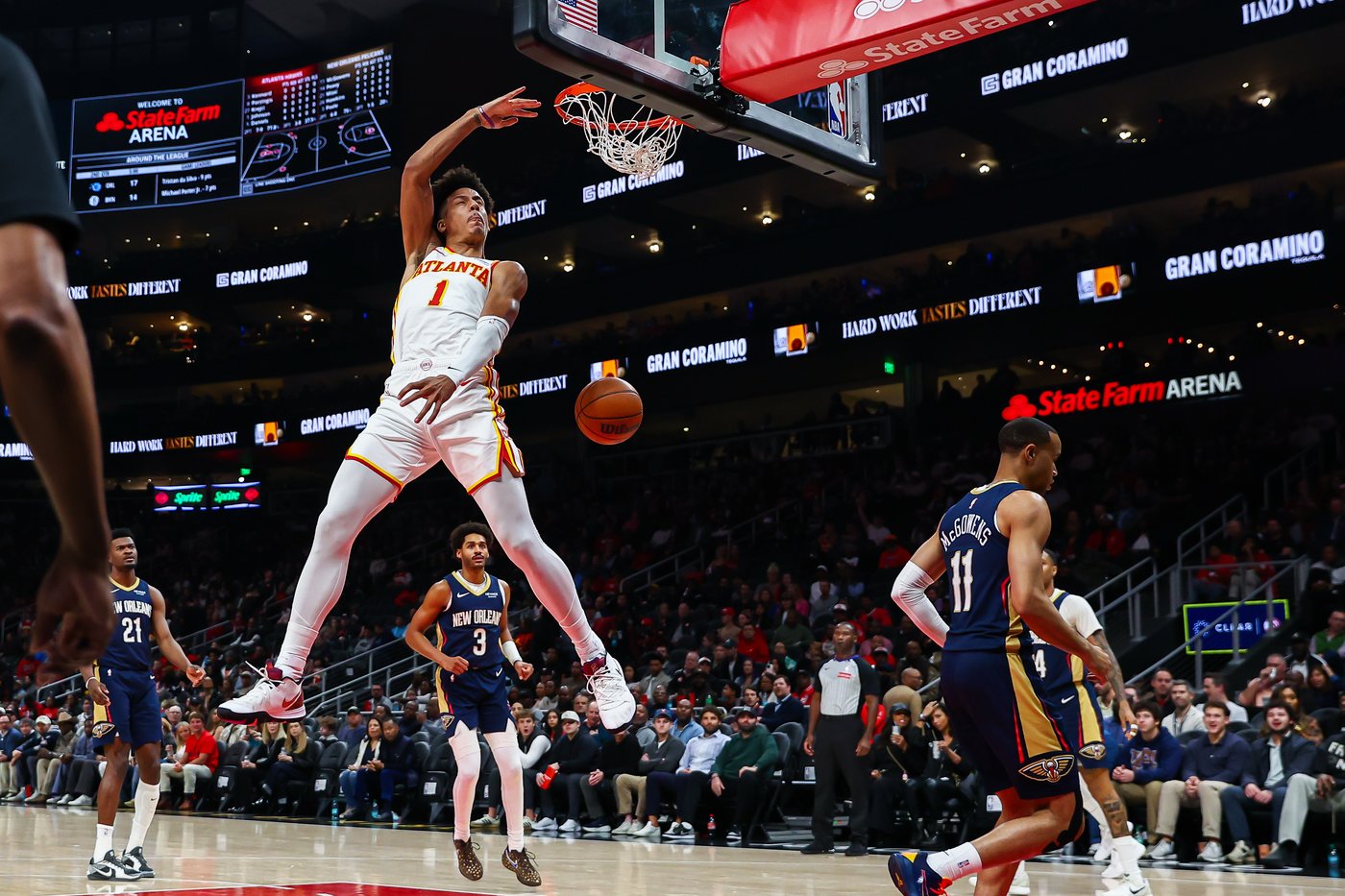 Hawks roll to 117-110 victory over Pelicans as word of Trae Young-to-Wizards trade breaks | iNFOnews.ca