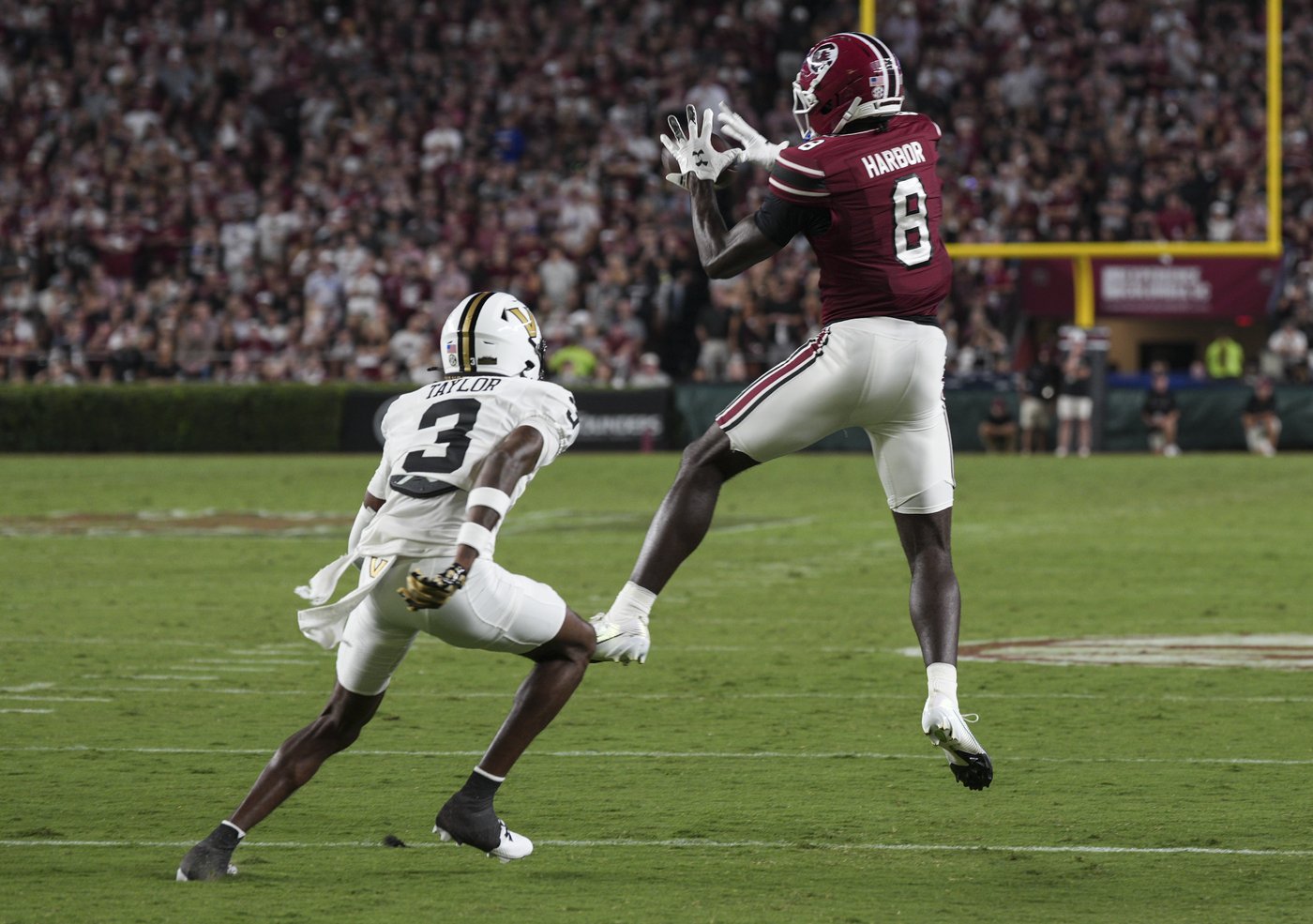 Vanderbilt knocks out Sellers, upsets No. 11 South Carolina to snap 16-losing streak vs. Gamecocks | iNFOnews.ca