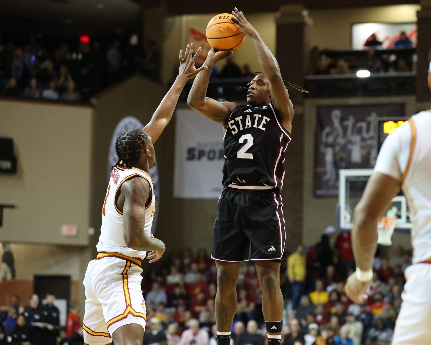 Lipsey's 2nd-half scoring lifts No. 16 Iowa State past Mississippi State 96-80 at Sanford Pentagon | iNFOnews.ca