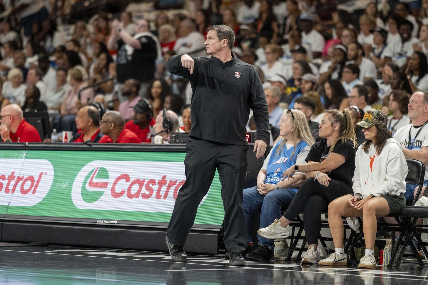 Allisha Gray and Rhyne Howard score 20 apiece, Dream beat Fever 80-68 in Game 1 of WNBA playoffs | iNFOnews.ca