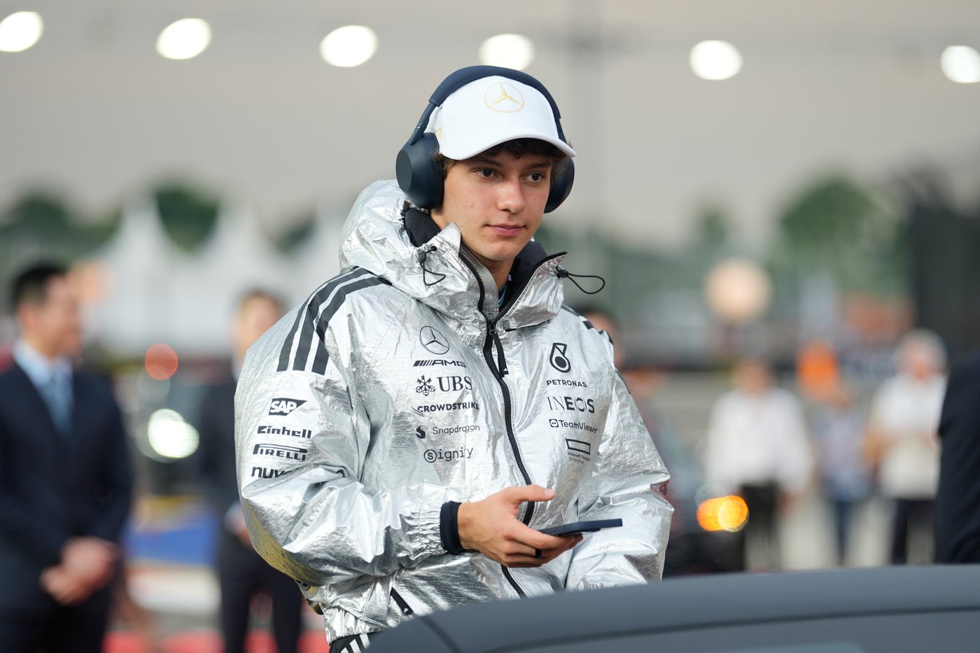 George Russell and Kimi Antonelli staying with Mercedes F1 team in 2026 | iNFOnews.ca George Russell and Kimi Antonelli staying with Mercedes F1 team in 2026 | iNFOnews.ca