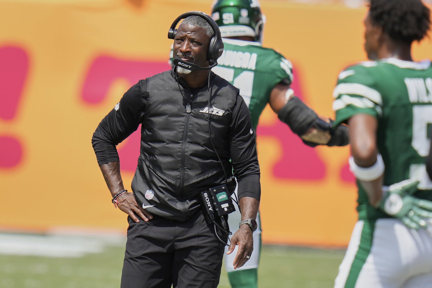 Jets come close again, but fall to 0-3 after allowing a field goal as time expires in loss to Bucs | iNFOnews.ca Jets come close again, but fall to 0-3 after allowing a field goal as time expires in loss to Bucs | iNFOnews.ca