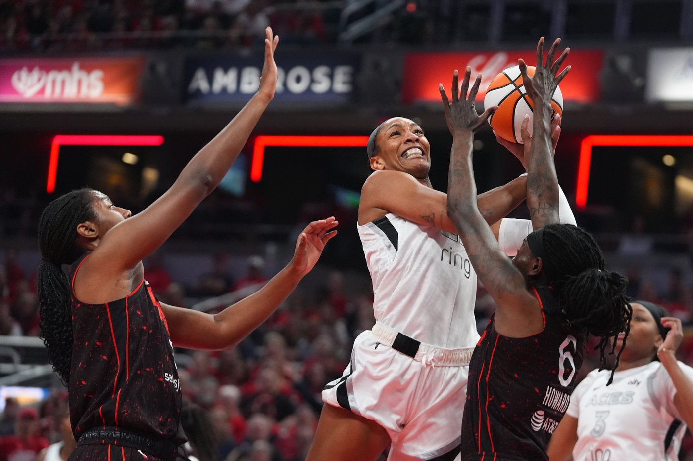 Jackie Young and NaLyssa Smith lead Aces past Fever 84-72 for 2-1 lead in WNBA semifinal series | iNFOnews.ca