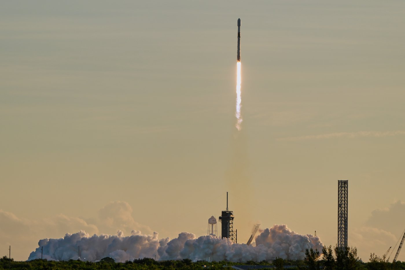 A trio of space weather satellites blast off together to study the sun's violent side | iNFOnews.ca