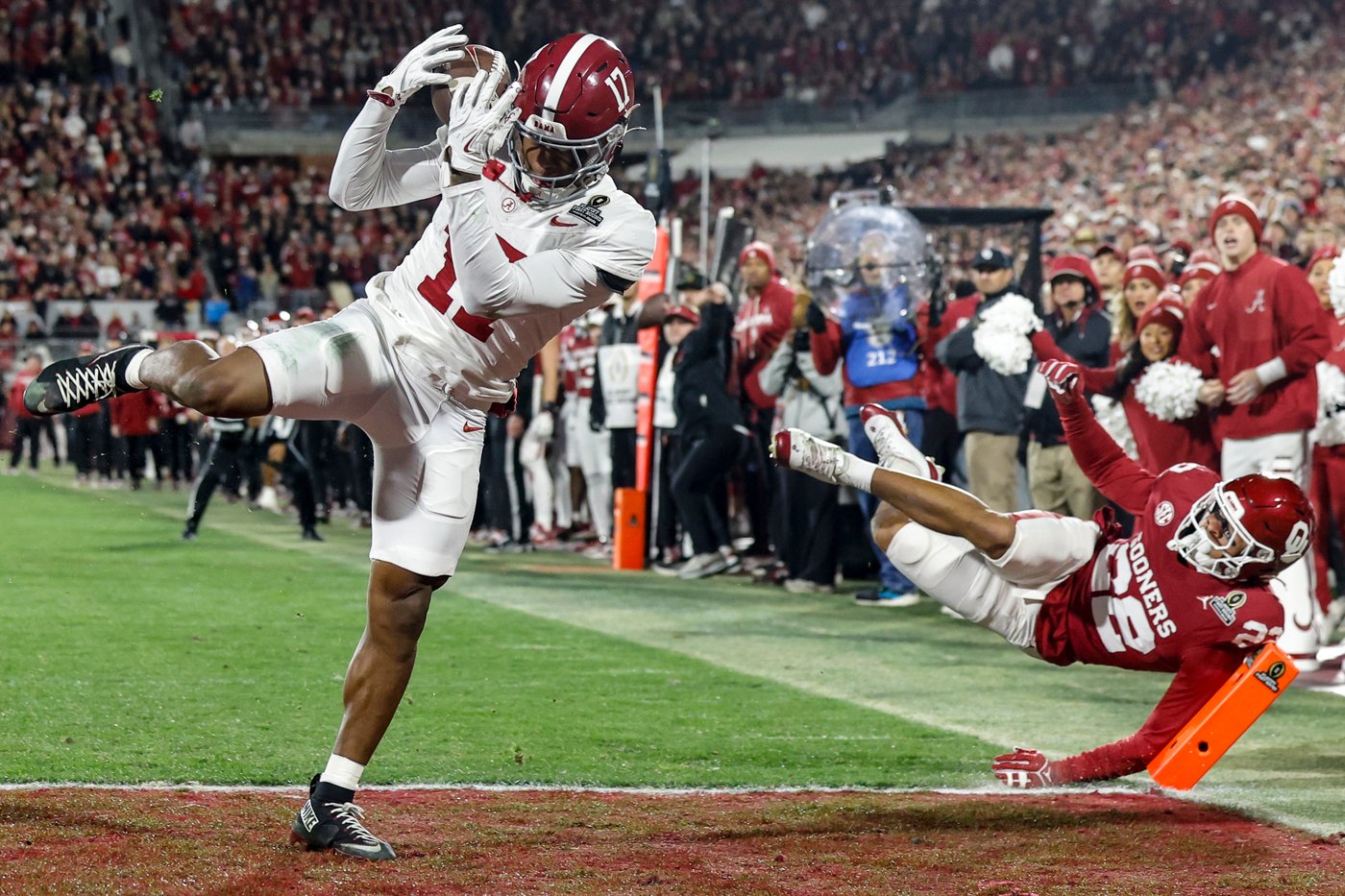 Alabama rallies from 17-point deficit to beat Oklahoma 34-24 in College Football Playoff | iNFOnews.ca