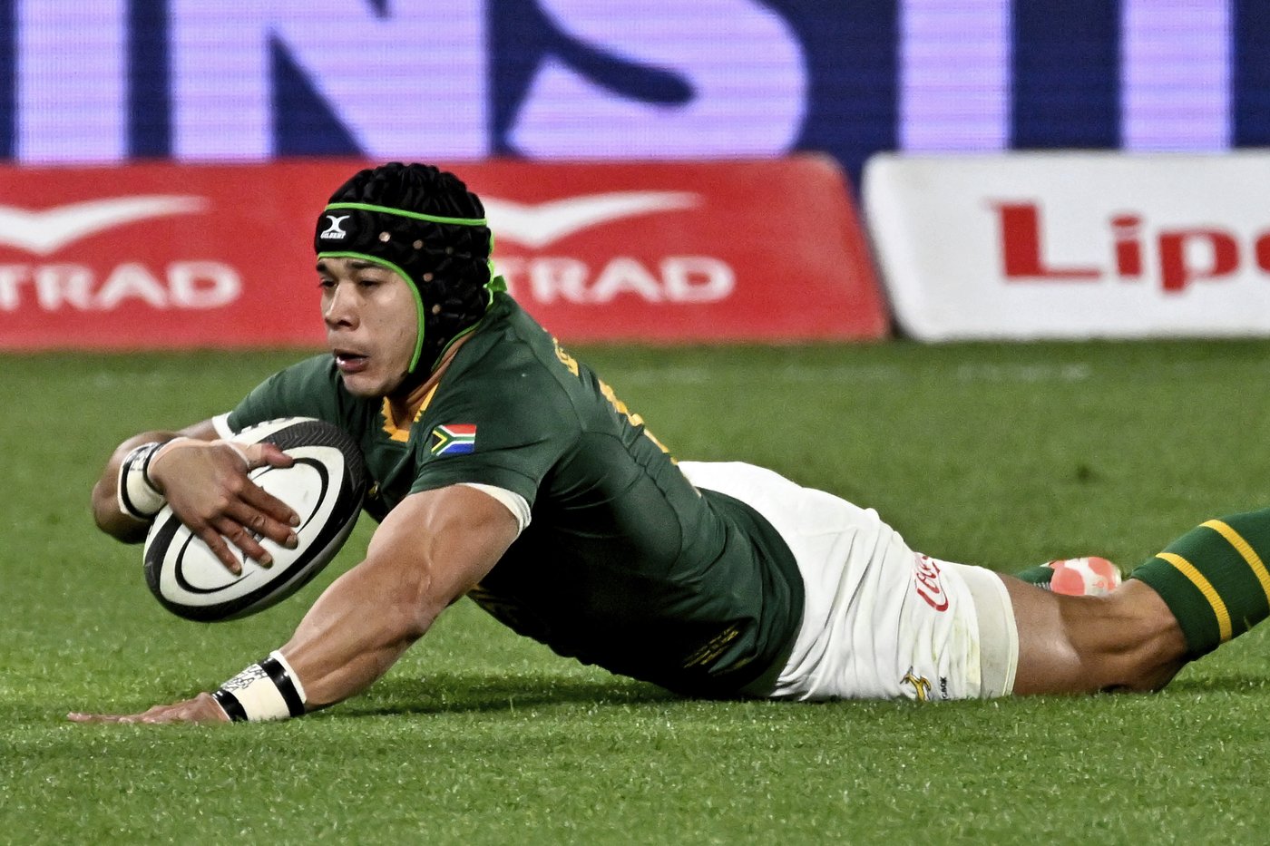 South Africa beats New Zealand 43-10, inflicting the All Blacks' heaviest test loss | iNFOnews.ca