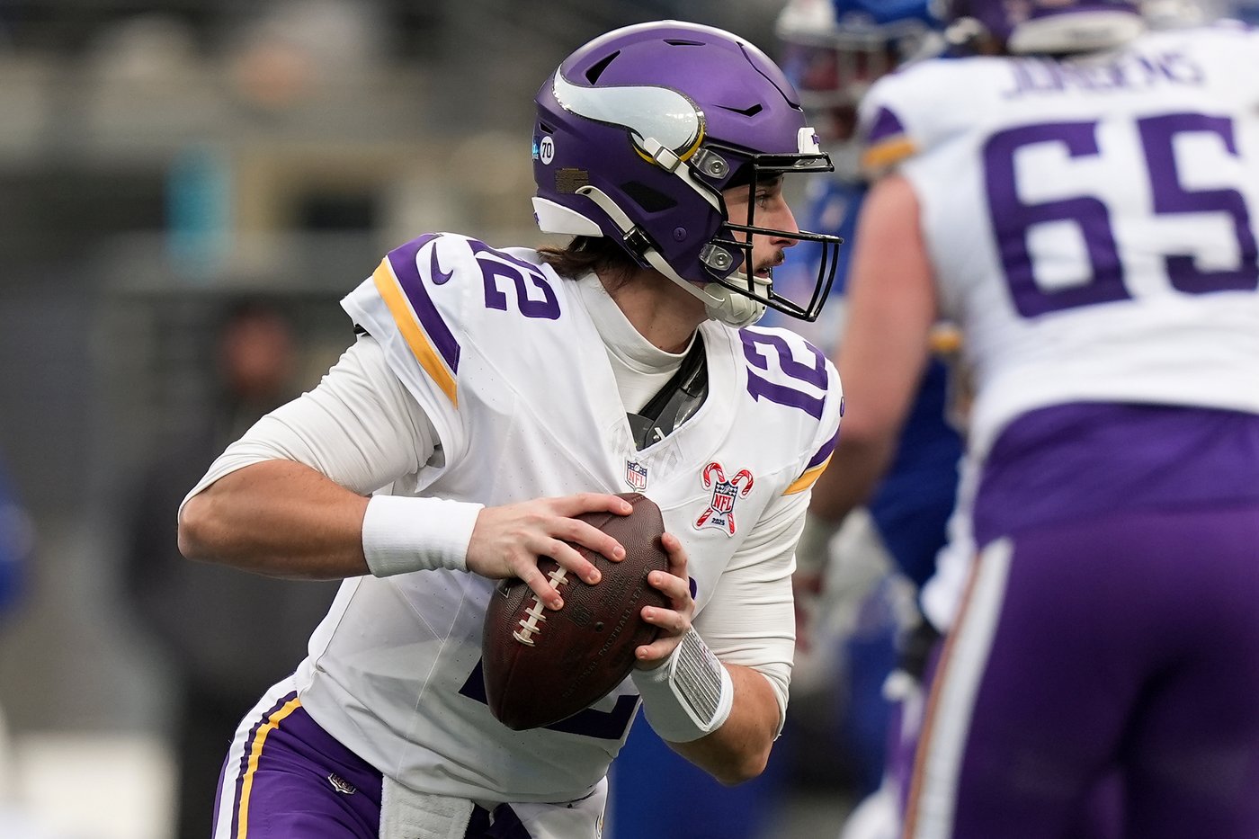 J.J. McCarthy gets injured as the Vikings hand the Giants their ninth loss in a row | iNFOnews.ca