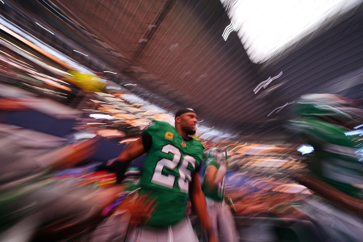 Saquon Barkley is in a funk. Why has he struggled, and can he snap out of it against the Bears? | iNFOnews.ca