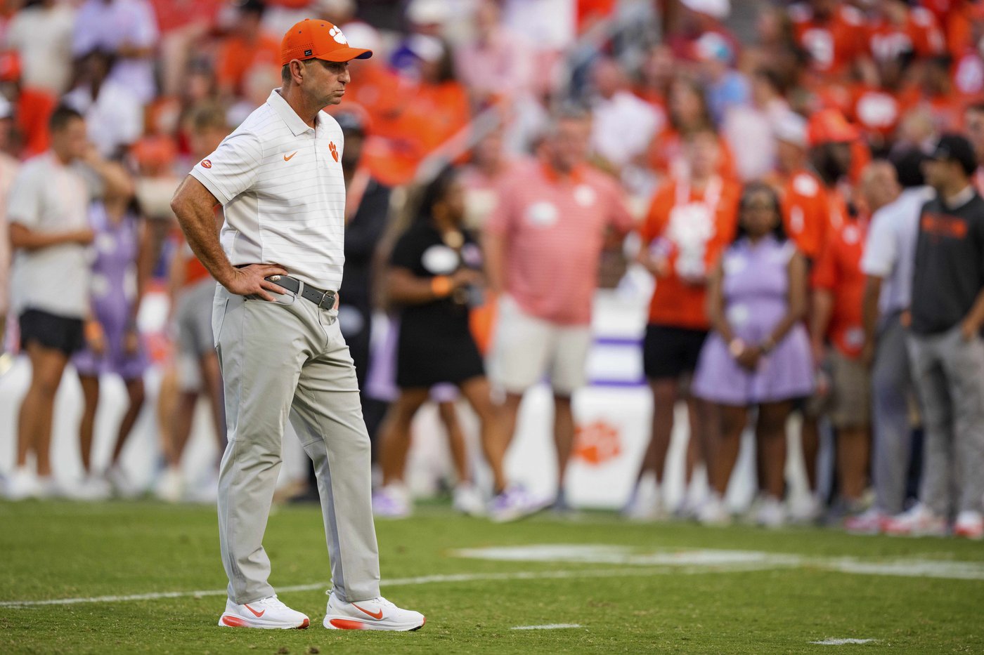Swinney challenges critics to bring on the hate as No. 8 Clemson looks to bounce back against Troy | iNFOnews.ca
