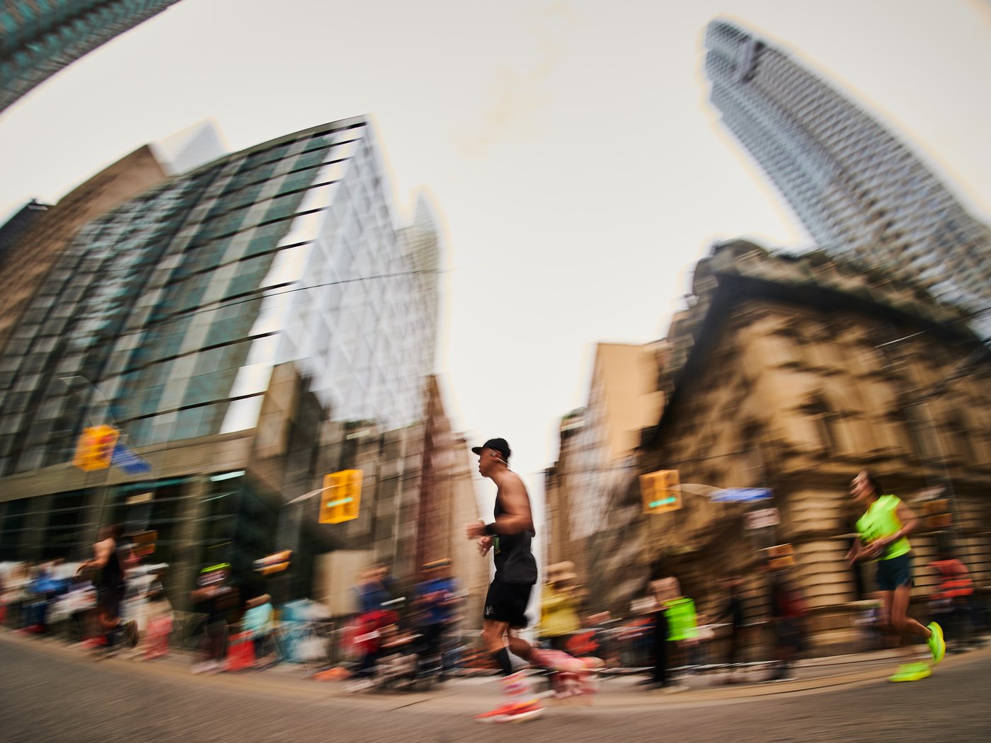 Photo Gallery: Toronto Waterfront Marathon | iNFOnews.ca