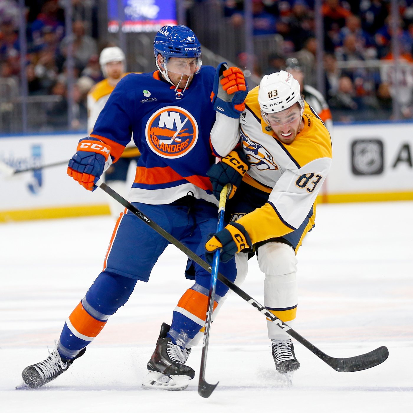 Josi's late goal lifts Predators past Islanders, 4-3 | iNFOnews.ca