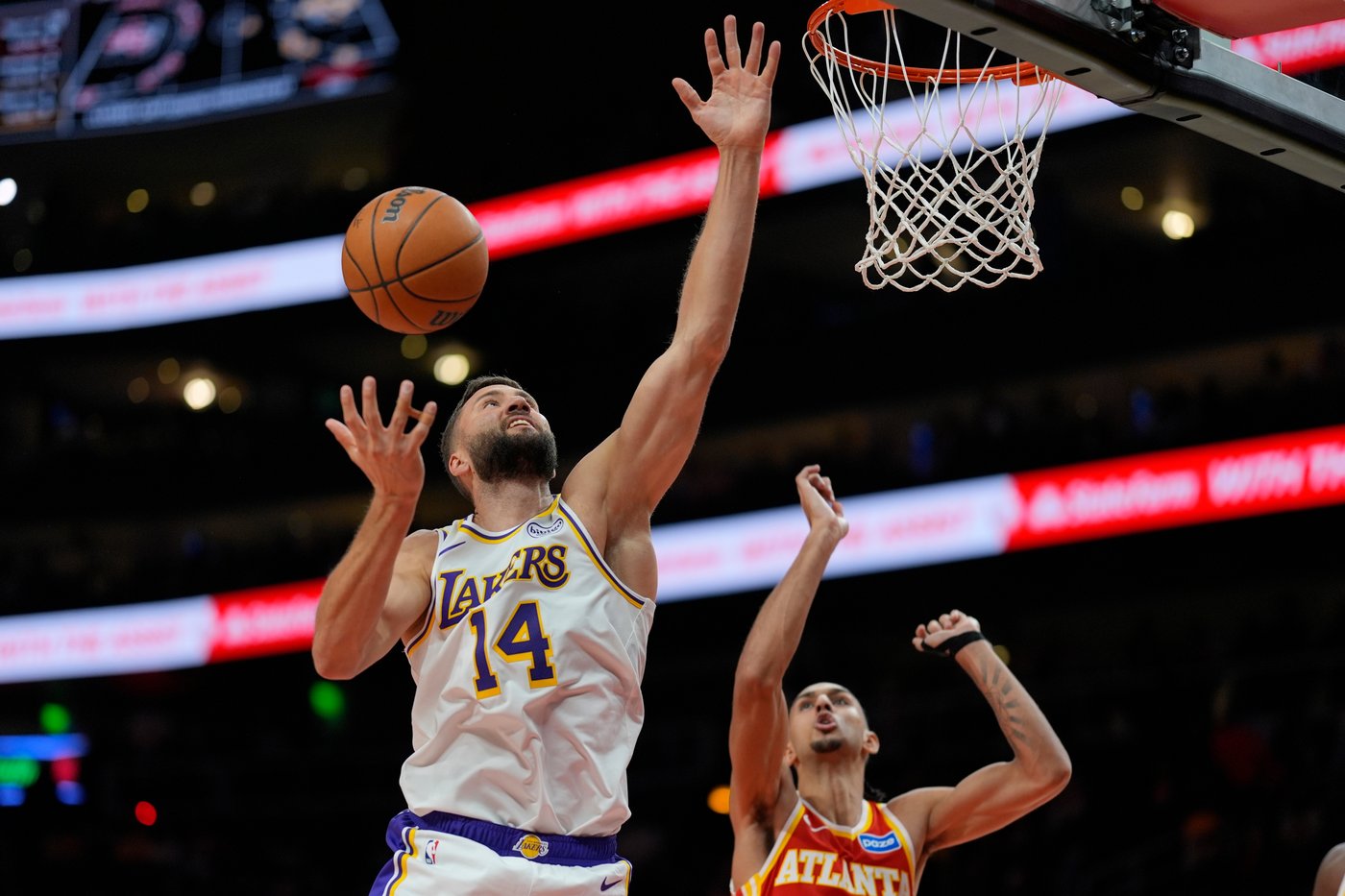 Banged-up Hawks roll to a 122-102 victory over the Lakers as Gueye scores a career-high 21 points | iNFOnews.ca Banged-up Hawks roll to a 122-102 victory over the Lakers as Gueye scores a career-high 21 points | iNFOnews.ca