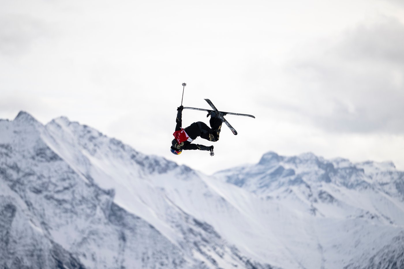 Gu warms up for Olympics by retaining her Laax ski slopestyle title despite crash | iNFOnews.ca