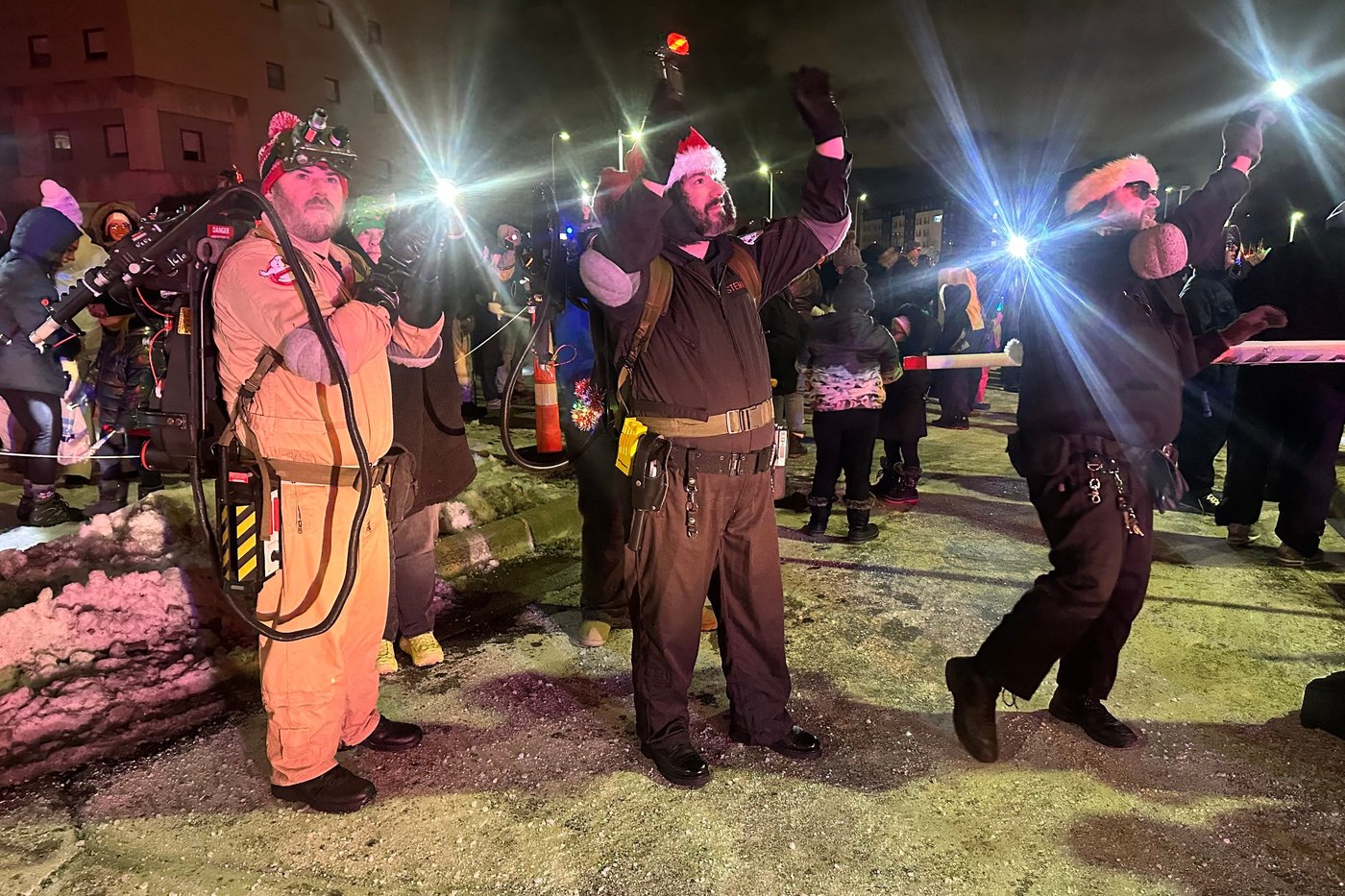 A nightly tradition brings light and hope to children at Michigan hospital | iNFOnews.ca A nightly tradition brings light and hope to children at Michigan hospital | iNFOnews.ca