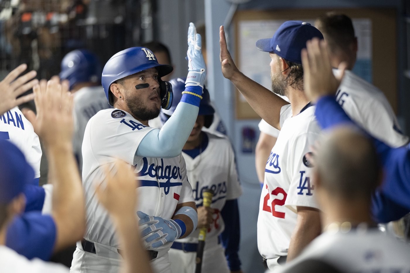 Ohtani's 52nd homer, Kershaw's farewell highlight Dodgers' postseason clinch | iNFOnews.ca Ohtani's 52nd homer, Kershaw's farewell highlight Dodgers' postseason clinch | iNFOnews.ca