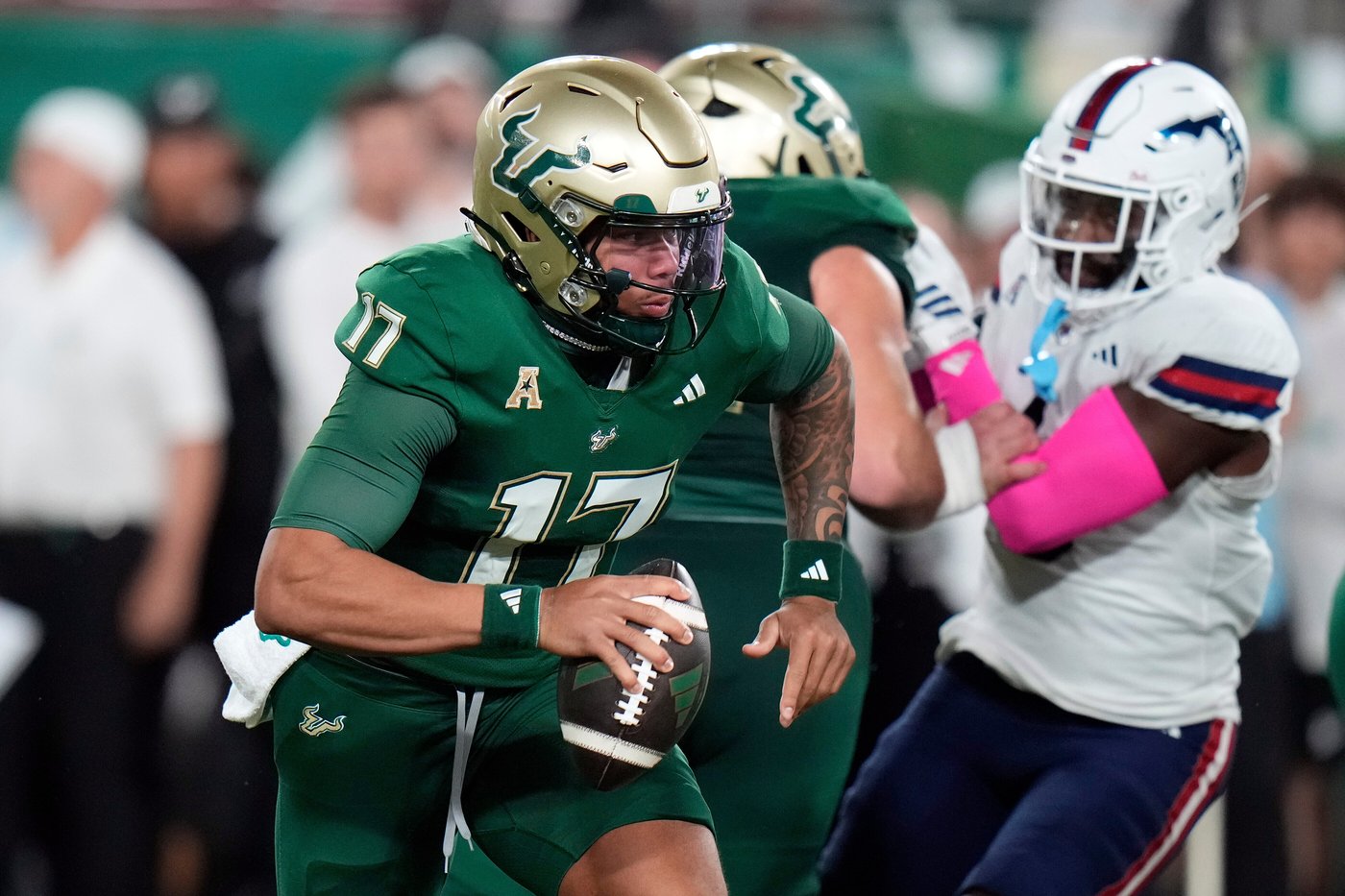 Byrum Brown, No. 19 South Florida run over Florida Atlantic, 48-13 | iNFOnews.ca