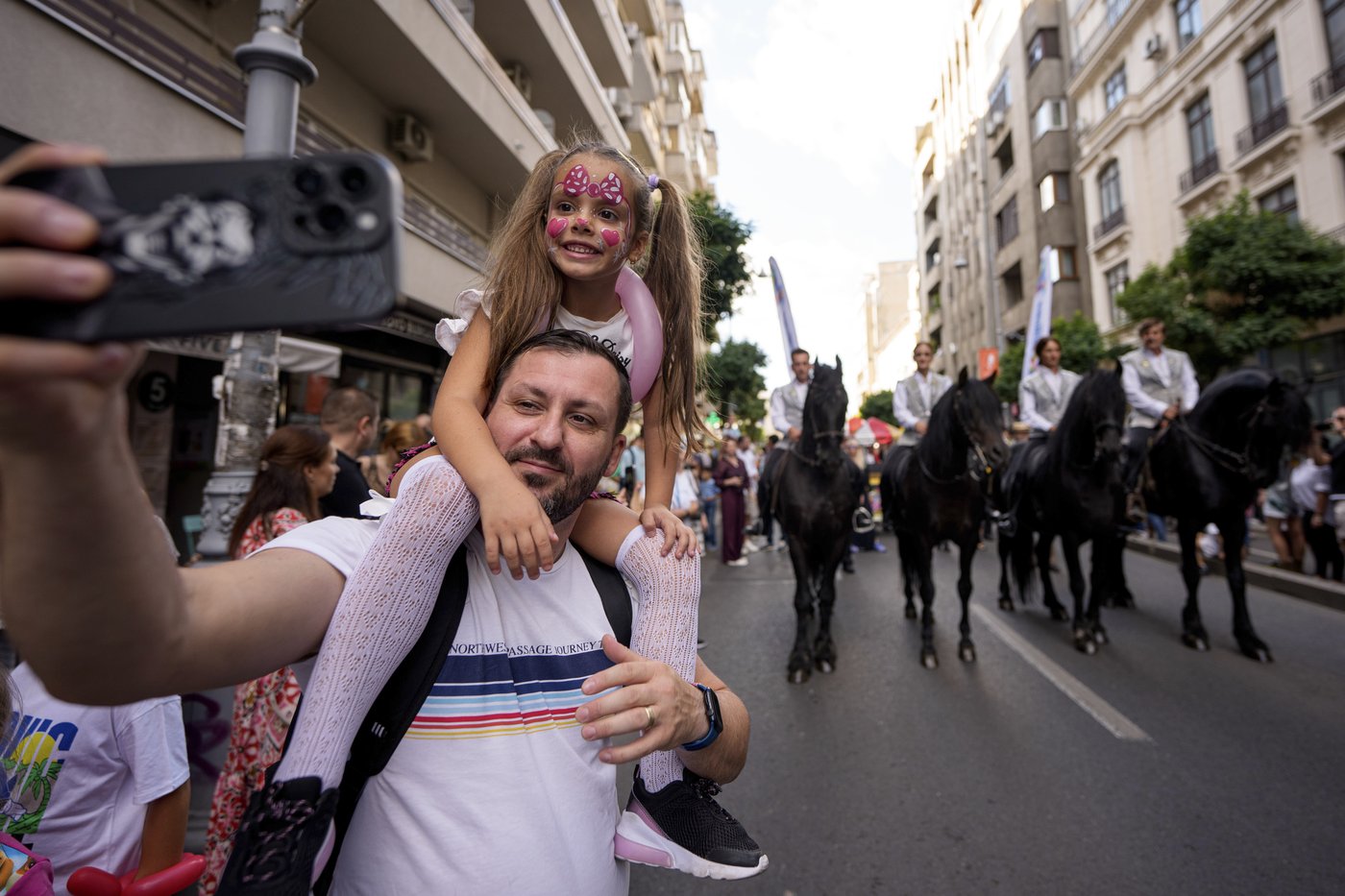 Photo highlights from Bucharest’s 566th anniversary celebration | iNFOnews.ca