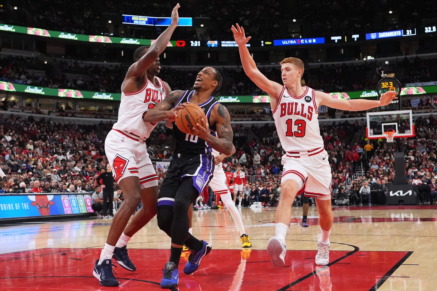 Matas Buzelis scores 27 and Bulls move to 4-0 with 126-113 win over Kings | iNFOnews.ca Matas Buzelis scores 27 and Bulls move to 4-0 with 126-113 win over Kings | iNFOnews.ca