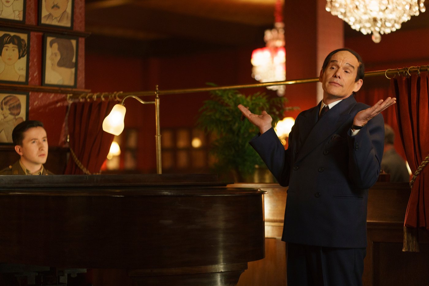 In ‘Blue Moon,’ Richard Linklaker and Ethan Hawke's portrait of an artist | iNFOnews.ca