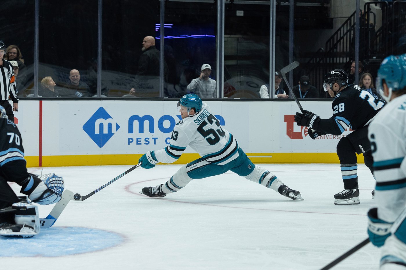 Schmaltz gets second career hat trick for first three goals of season as Mammoth beat Sharks 6-3 | iNFOnews.ca Schmaltz gets second career hat trick for first three goals of season as Mammoth beat Sharks 6-3 | iNFOnews.ca
