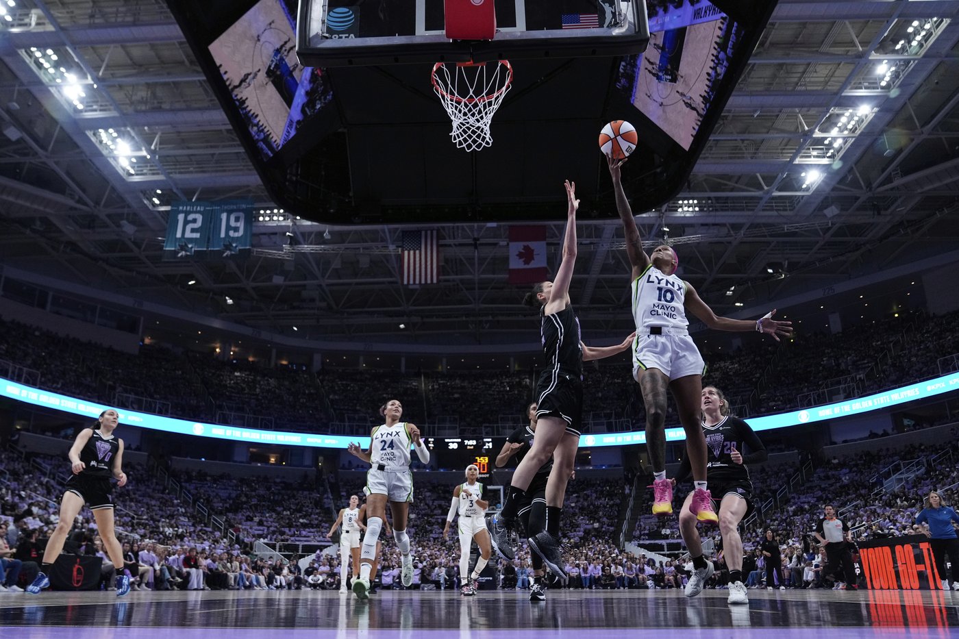 Collier scores 24 points as No. 1 seed Lynx beat Valkyries 75-74 to advance in WNBA playoffs | iNFOnews.ca