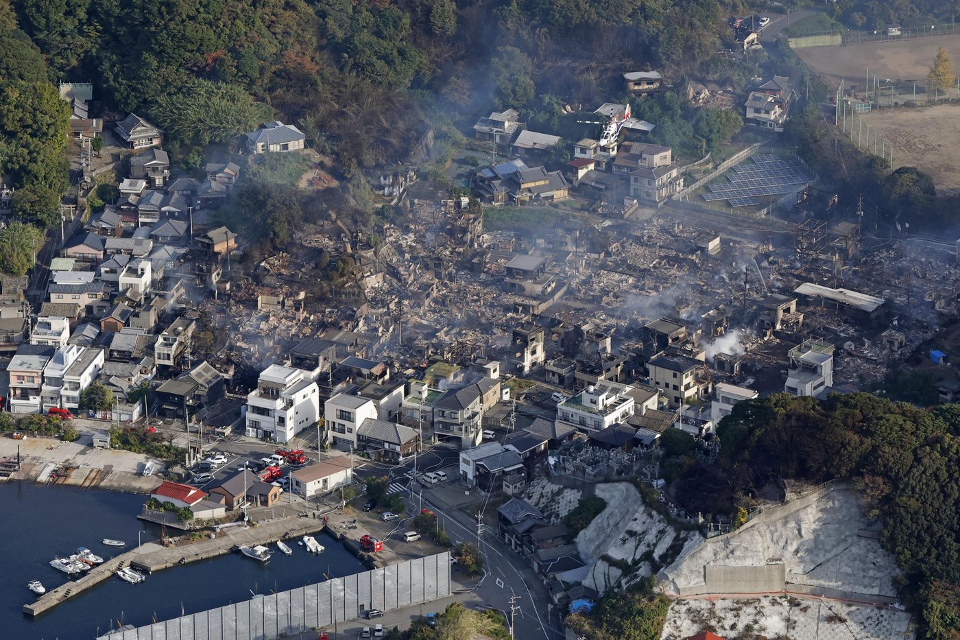 Fire burning in southwestern Japan damages 170 homes and forces evacuations | iNFOnews.ca